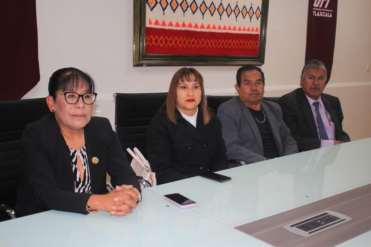 Apoyo total a las demandas magisteriales: Teresa Meneses